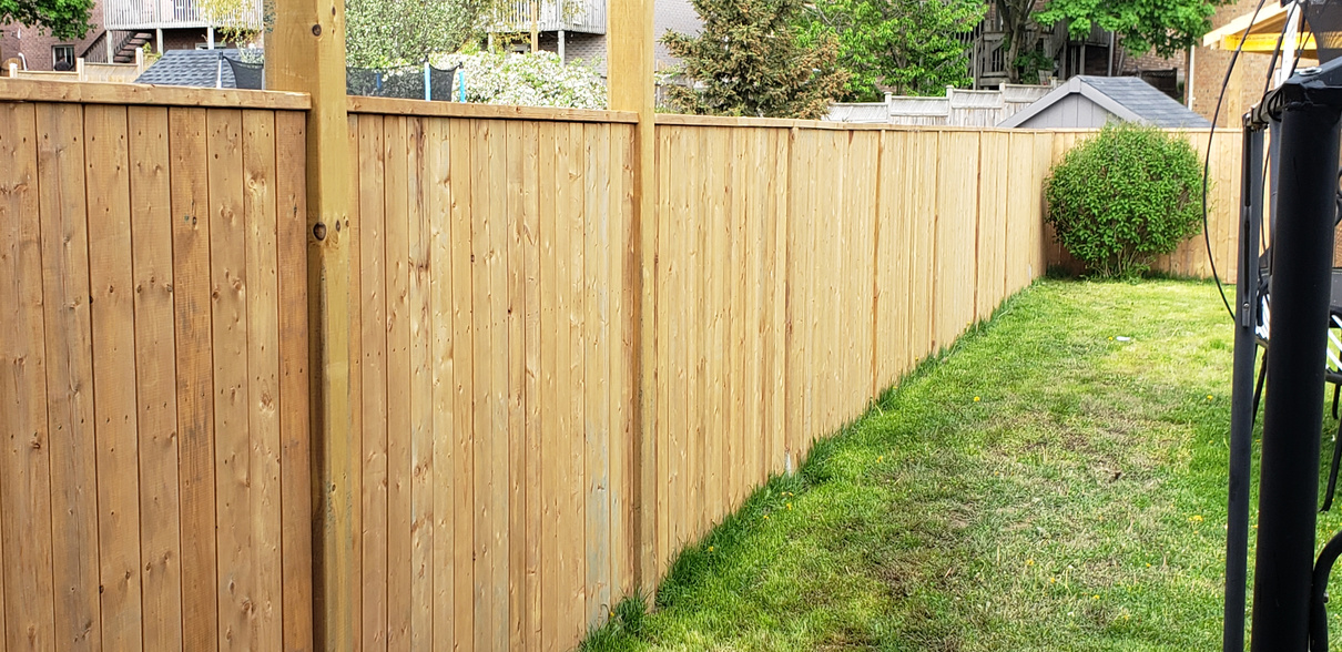 Privacy fence